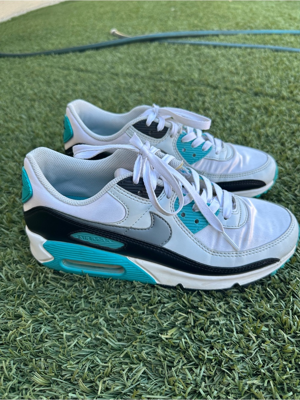 Nike Air Max 90 Women’s 10 Teal Nebula